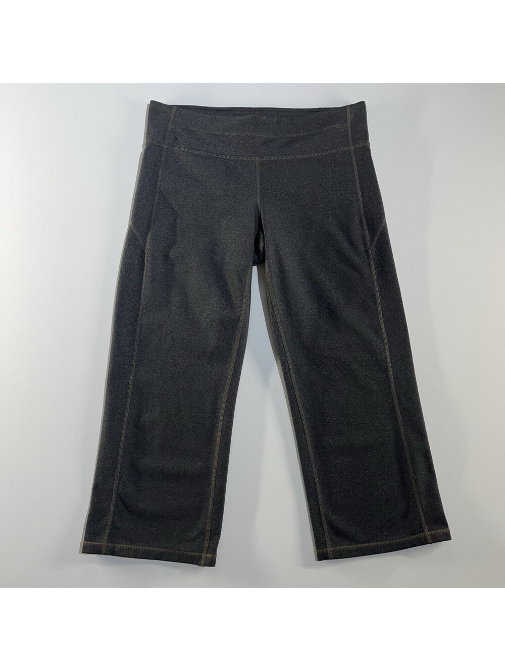 Athleta Leggings Womens Medium Gray Capri Cropped High Rise Yoga Athletic Pants